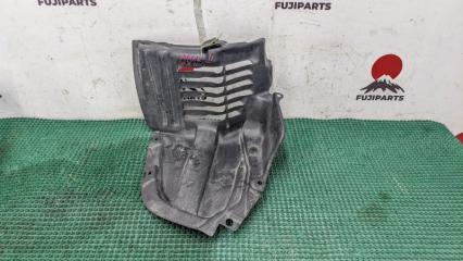 Подкрылок передний правый Toyota Mark II