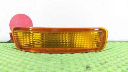 Повторитель поворота в бампер передний правый Toyota Corona Exiv