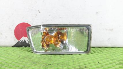 Повторитель поворота в бампер передний правый Mitsubishi Chariot Grandis