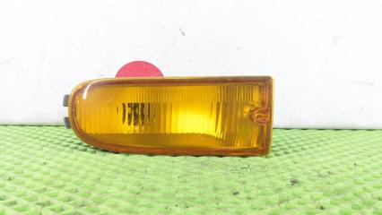 Повторитель поворота в бампер передний правый Nissan Serena