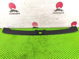 Накладка замка багажника Nissan Avenir 2005