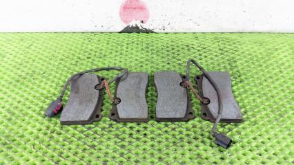 Запчасть колодки тормозные передние Volkswagen Touareg 2009