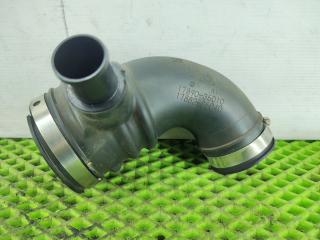 Запчасть патрубок воздушного фильтра Lexus NX200t 2015