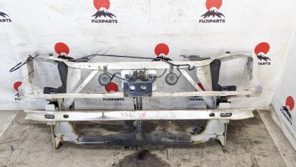 Рамка радиатора передняя Nissan Tino 2000