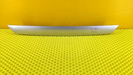 Накладка крышки багажника задняя Mazda Capella 2000 контрактная Накладка крышки багажника задняя Mazda Capella 2000