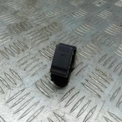 Запчасть кнопка стеклоподъемника зад.лев Subaru Tribeca 2007