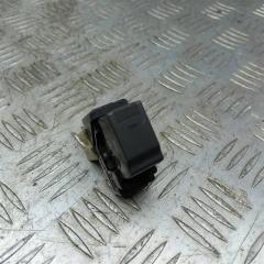 Запчасть кнопка стеклоподъемника зад.пр Subaru Tribeca 2007