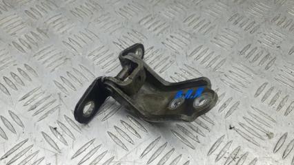 Запчасть петля двери передней правой нижняя Kia Sportage 2 2010