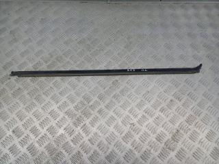 Запчасть молдинг стекла двери передний левый Volvo XC70 2005