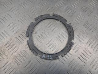 Запчасть гайка топливного насоса Skoda Octavia A7 2014