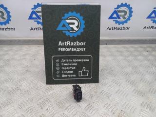 Фото запчасти кнопка обогрева сидений левая Infiniti FX45 2003 Б/У запчасть Запчасть кнопка обогрева сидений левая Infiniti FX45 2003