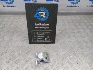 Запчасть петля двери задней левой верхняя Renault Logan 1 2013