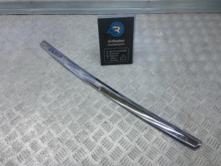 Фото запчасти молдинг капота Лада Priora Б/У запчасть Запчасть молдинг капота Лада Priora