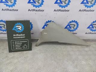 Запчасть обшивка задней стойки правой Volkswagen Passat 2010