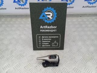 Запчасть ручка двери передней внутренняя правая Toyota Corolla 10 2008