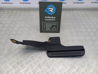 Запчасть накладка порога задняя правая Hyundai Sonata 4 2003