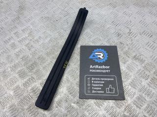 Фото запчасти накладка порога задняя правая Volkswagen Touareg 2009 контрактная запчасть Запчасть накладка порога задняя правая Volkswagen Touareg 2009