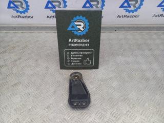 Запчасть кронштейн переднего рычага Volkswagen Polo 5 2011