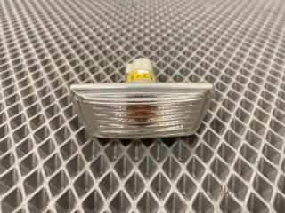 Запчасть повторитель на крыло Chevrolet Cruze 1 2013