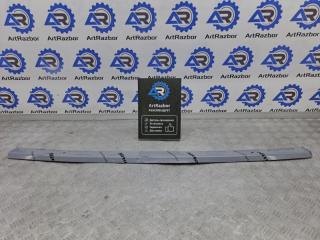 Запчасть накладка переднего бампера Лада 2107