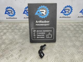 Запчасть ручка открывания капота Chevrolet Niva 2017