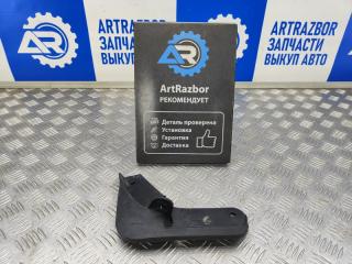 Запчасть брызговик передний левый Лада Веста 2020