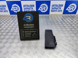Запчасть подножка Volkswagen Tiguan 1 2010