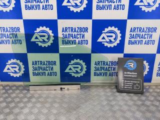 Стекло двери передней правой Opel Astra 2011