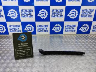 Запчасть кронштейн заднего бампера правый Skoda Octavia A5 2008