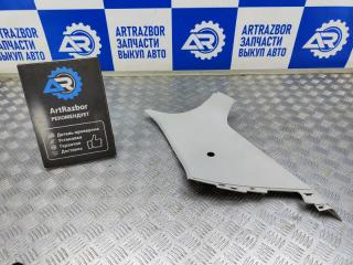 Запчасть обшивка задней стойки правой Skoda Fabia 1 2007