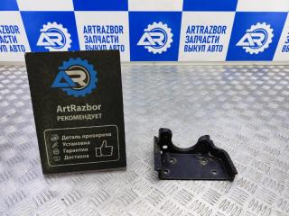 Фото запчасти кронштейн опоры двигателя Fiat Albea 2008 Б/У запчасть Запчасть кронштейн опоры двигателя Fiat Albea 2008