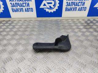 Запчасть брызговик передний правый Лада Веста 2019