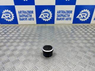 Фото запчасти дефлектор воздушный Datsun On-DO 2015 Б/У запчасть Запчасть дефлектор воздушный Datsun On-DO 2015