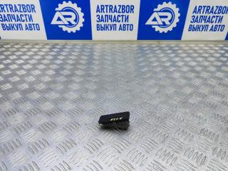 Запчасть кнопка открывания багажника Renault Duster 2021