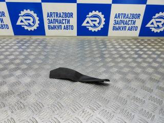 Запчасть молдинг лобового стекла правый Renault Duster 2021