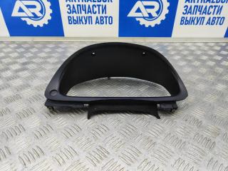 Запчасть козырек панели приборов Toyota Harrier 1998