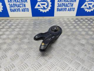 Запчасть кронштейн подрамника левый Toyota Harrier 1998