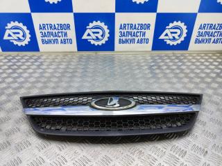 Решетка радиатора Лада Ларгус 2013