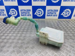 Запчасть бачок омывателя лобового стекла Volkswagen Jetta 5 2006