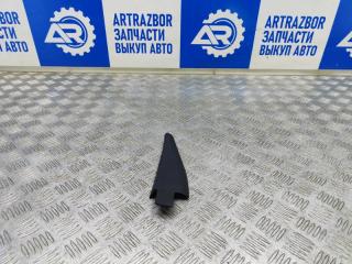 Фото запчасти уголок двери задней правый Nissan Note 1 2007 Б/У запчасть Запчасть уголок двери задней правый Nissan Note 1 2007