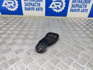 Фото запчасти кронштейн подрамника левый Volkswagen Polo 5 2011 Б/У запчасть Запчасть кронштейн подрамника левый Volkswagen Polo 5 2011