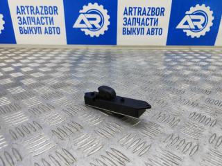 Запчасть кнопка стеклоподъемника зад.лев Mitsubishi Lancer Cedia 2000
