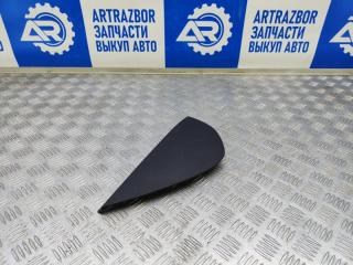 Запчасть накладка торпедо боковая левая Volkswagen Polo 5 2011