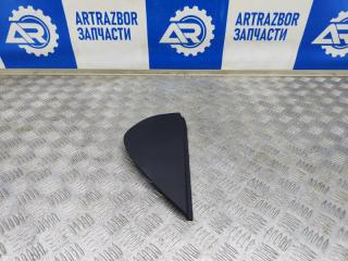 Запчасть накладка торпедо боковая правая Volkswagen Polo 5 2011
