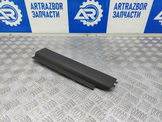 Запчасть накладка торпедо правая Ford C-MAX 2006