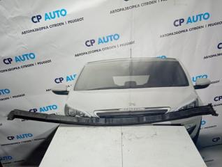 Планка под лобовое стекло Peugeot 308