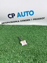 Разъем (фишка) задних фонарей Peugeot 206 2008 Б/У Разъем (фишка) задних фонарей Peugeot 206 2008