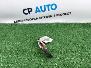 Разъем (фишка) задних фонарей Peugeot 308 2010 Б/У Разъем (фишка) задних фонарей Peugeot 308 2010