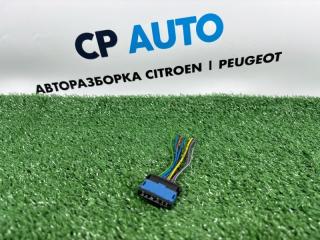 Разъем (фишка) задних фонарей Peugeot 206 2006 Б/У Разъем (фишка) задних фонарей Peugeot 206 2006