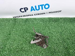 Замок капота Peugeot Partner 2011